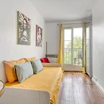 Stunning Apartment 2Br + Balcony + Nice View